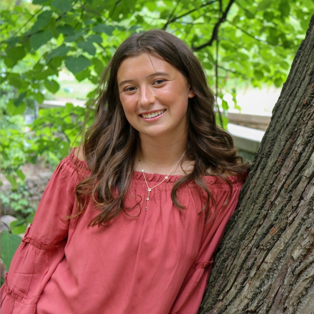 Meet your Posher, Madeline